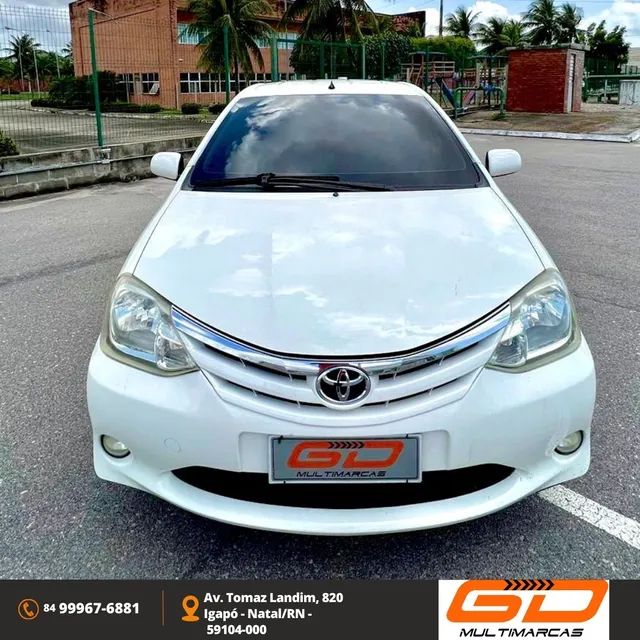 Etios Sedam XLS 1.5 2013 - Foto 3