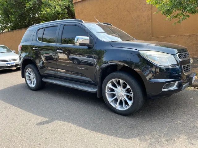 Trailblazer TrailBlazer LTZ 2.8 em Ribeirão Preto Diesel 14/15 Prata -  Veículos da MV Automóveis