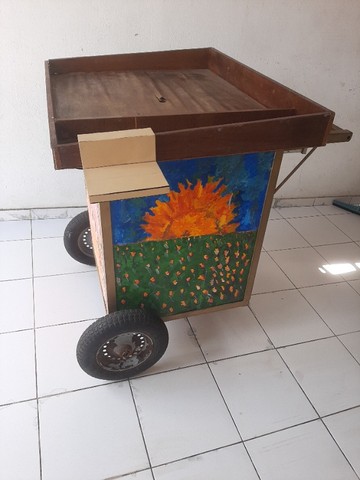 Carrinho para vendas de lanches, artesanato etc.