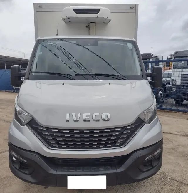 Iveco Daily 35150 (2021) Baú Refrigerado - Foto 2