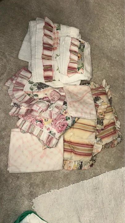 Jogo de Lençol e Toalhas King Floral aceito oferta - Foto 4