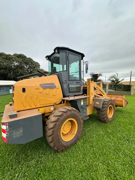 Pá Carregadeira Lonkíng CDM 932/ 2021