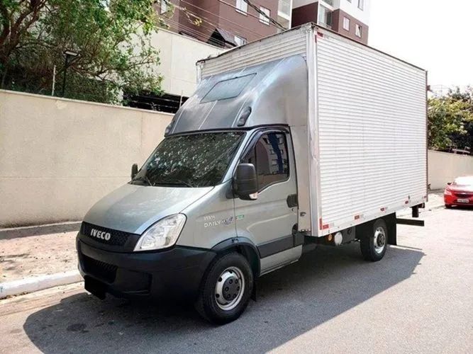 Iveco daily 35s14 baú 2015 - Foto 2