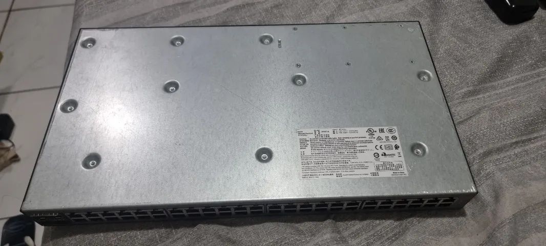 Switch Gerenciável 48 Portas 10/100/1000 E 4 Sfp 1820-48g J9981a Hp - Foto 3