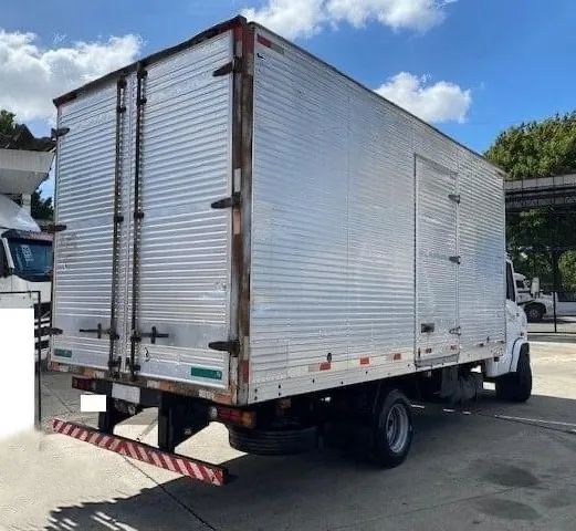 Mercedes-Benz 710 2011 Bau - Foto 5