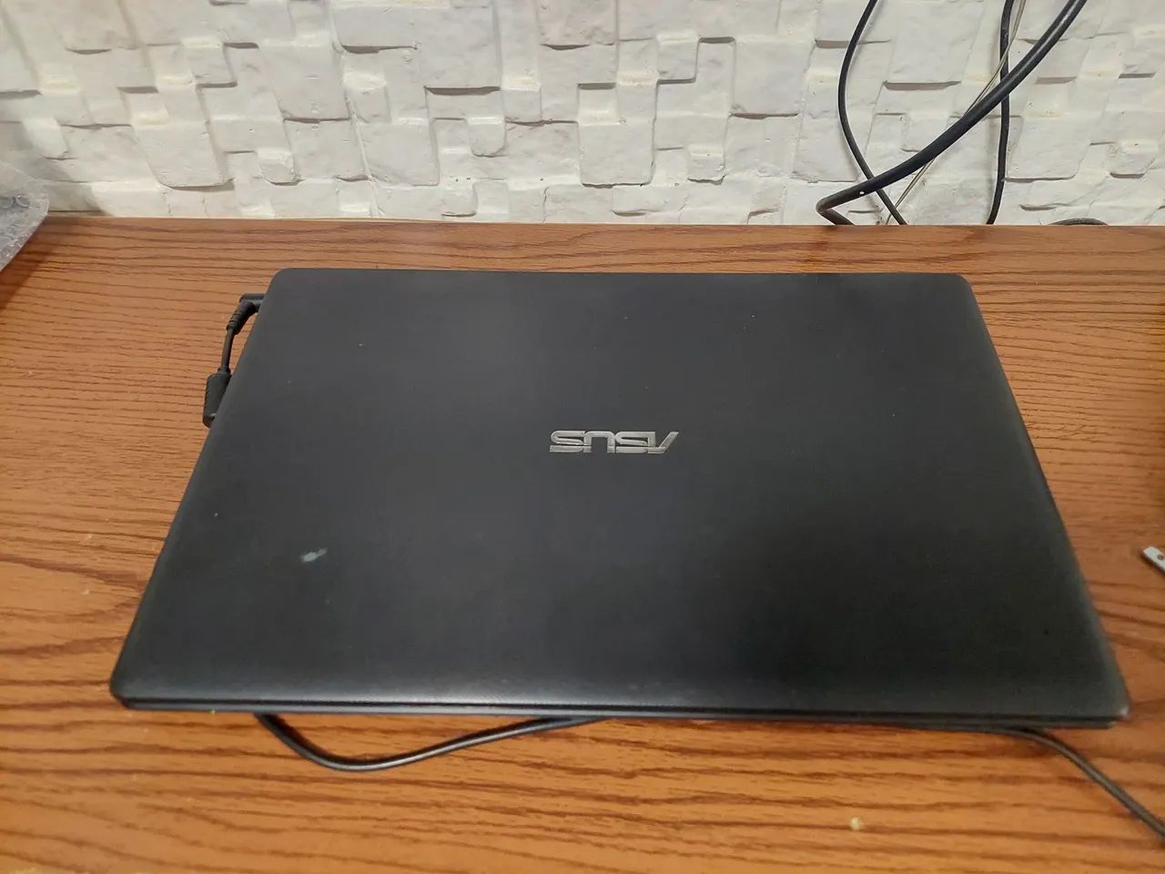 NOTEBOOK ASUS AMD E1 SSD 220GB<br>4GB RAM<br>BATERIA SO FUNCIONA NA TOMADA<br> *  - Foto 2
