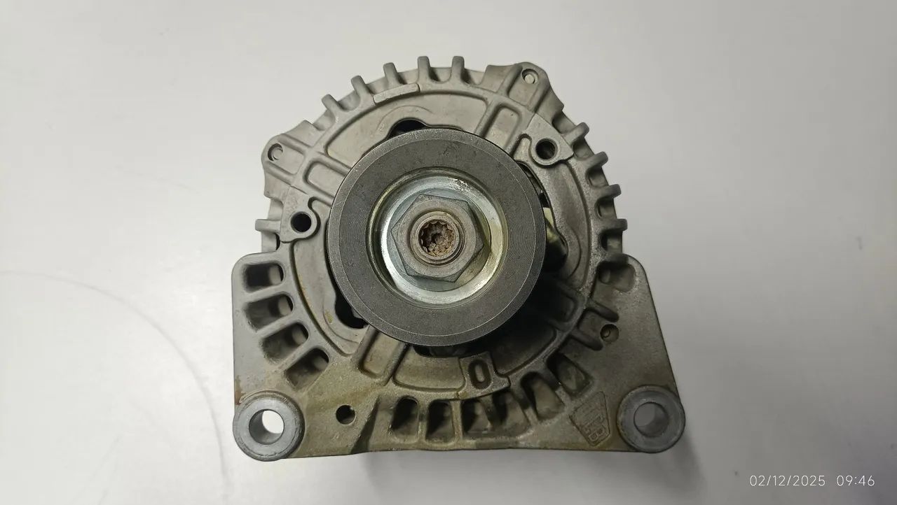 Alternador retroescavadeira JCB 320/08719 original - Foto 4