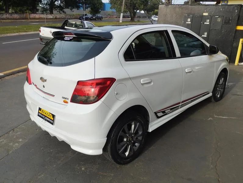 CHEVROLET ONIX 1.4MT EFF 2015 - Foto 5