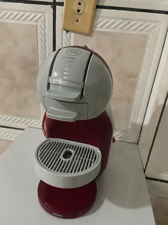 Cafeteira Elétrica Vermelha e Branca - Foto 3