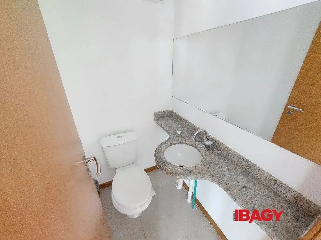 Excelente Apartamento 3 dormitório(s) em Abraão - Florianópolis - Foto 4