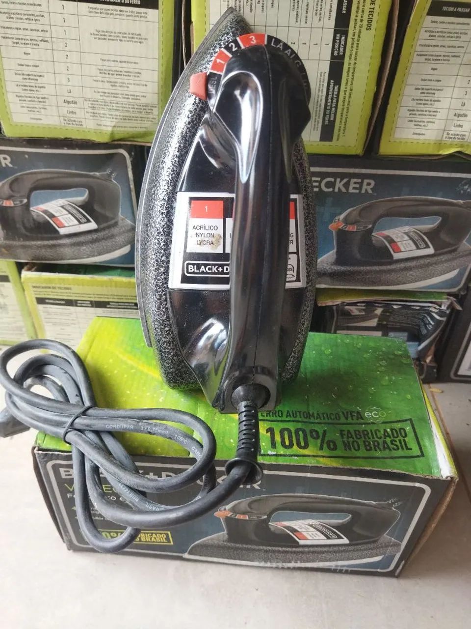 Ferro de Passar Roupa Black & Decker Novos - Foto 4