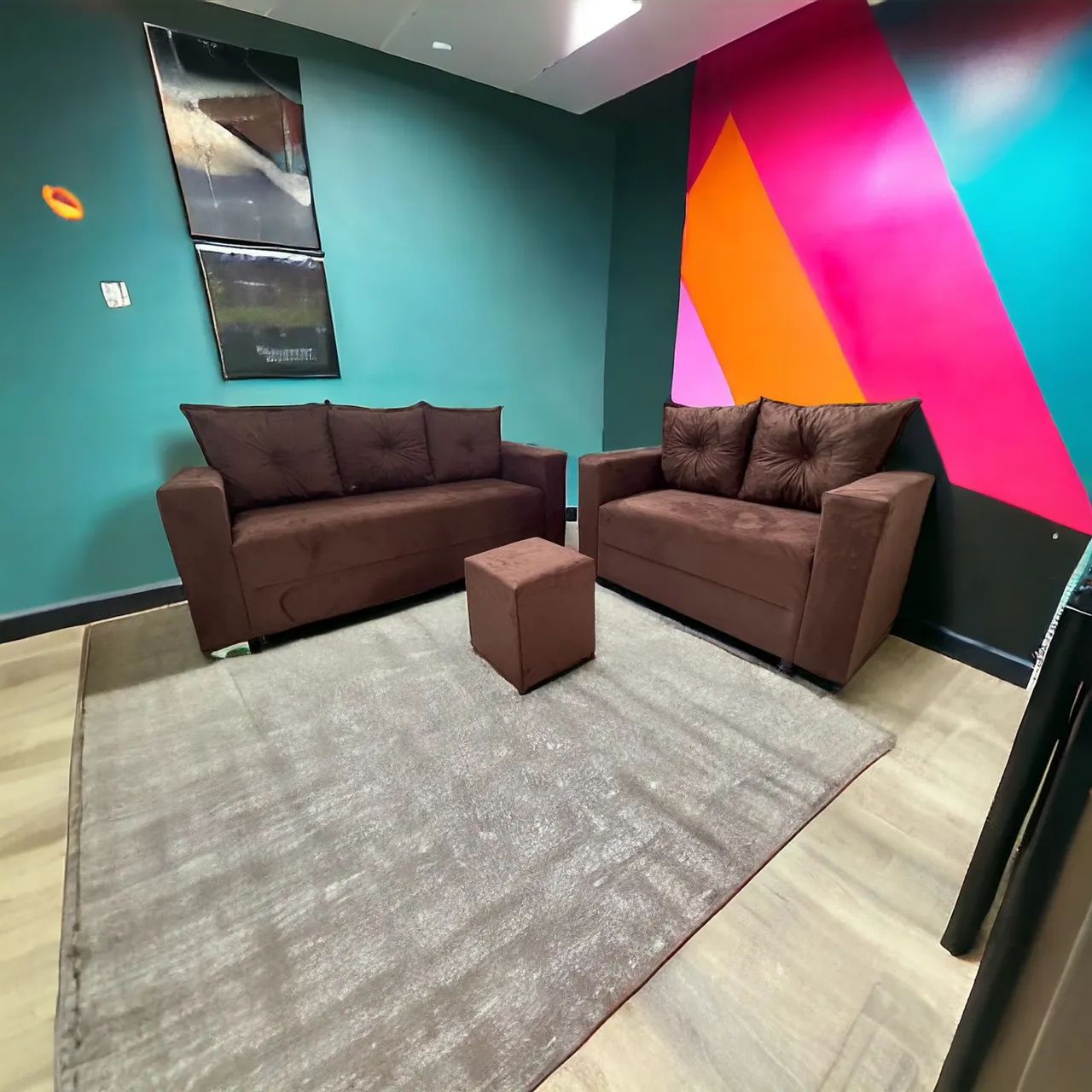 PAGAMENTO NA ENTREGA Sofá 2/3 com almofadas Soltas PUFF BRINDE - Foto 2