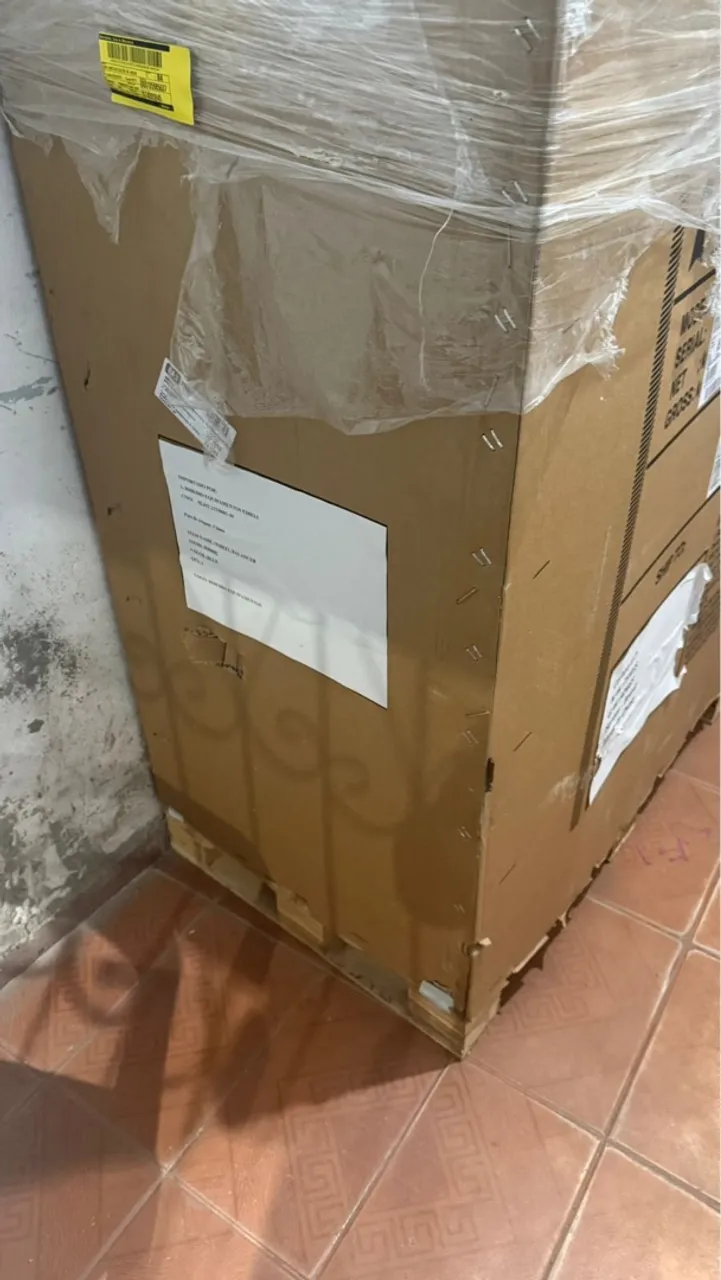 Balanceadora de Rodas Automática Computadorizada com Capô Azul Monofásica
