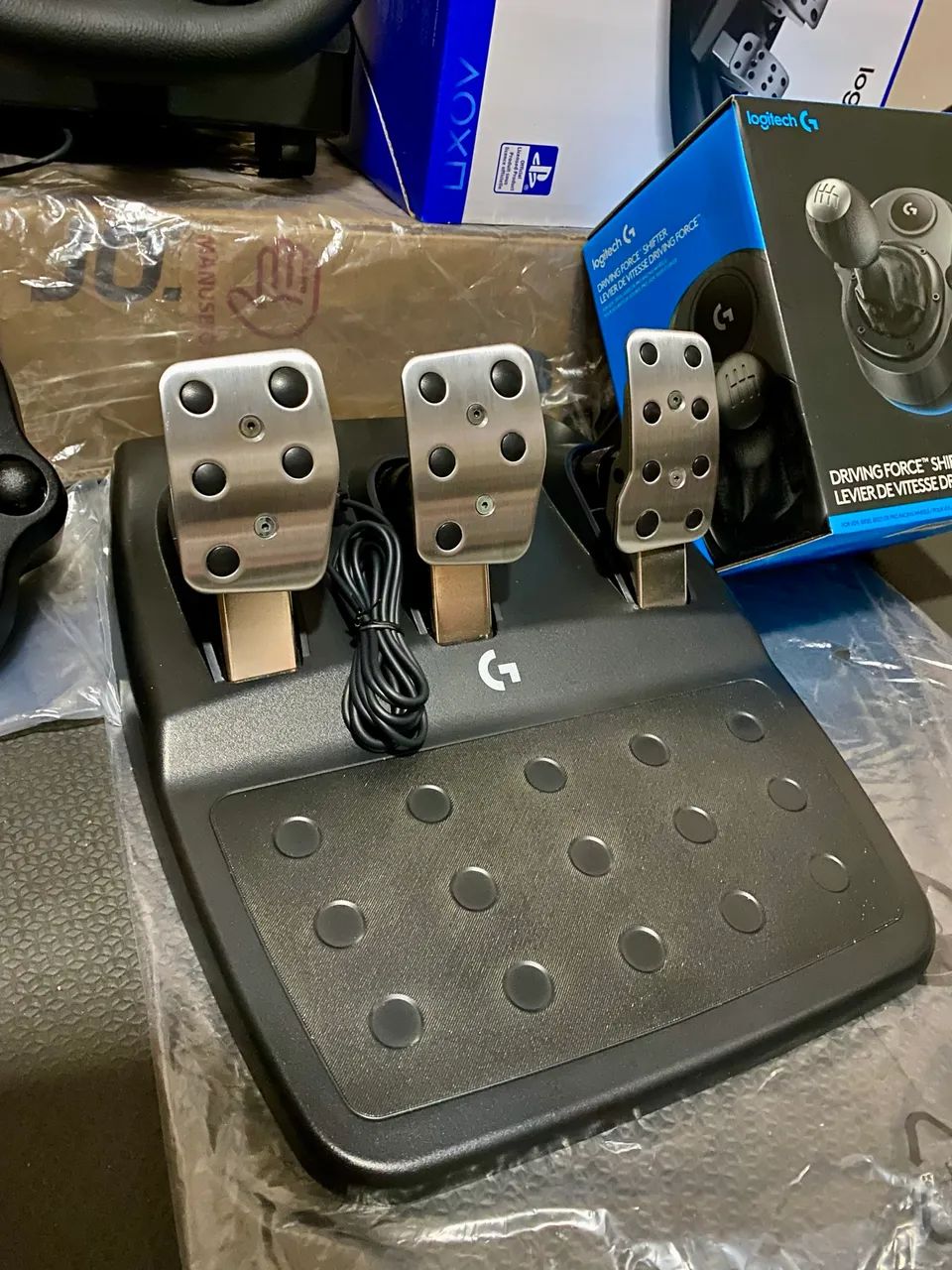 Logitech G923 PS5/PS4/PC + câmbio, conservado!64297910946818124