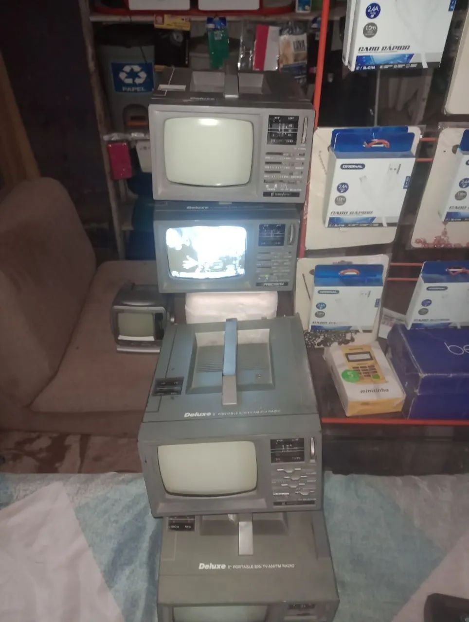 Mini TVs Portáteis - Colecionador ou Uso Geral - Foto 5