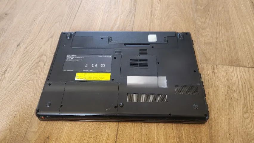 Sony Vaio PCG-71312m notebook with fault, does not turn on64385330751363122
