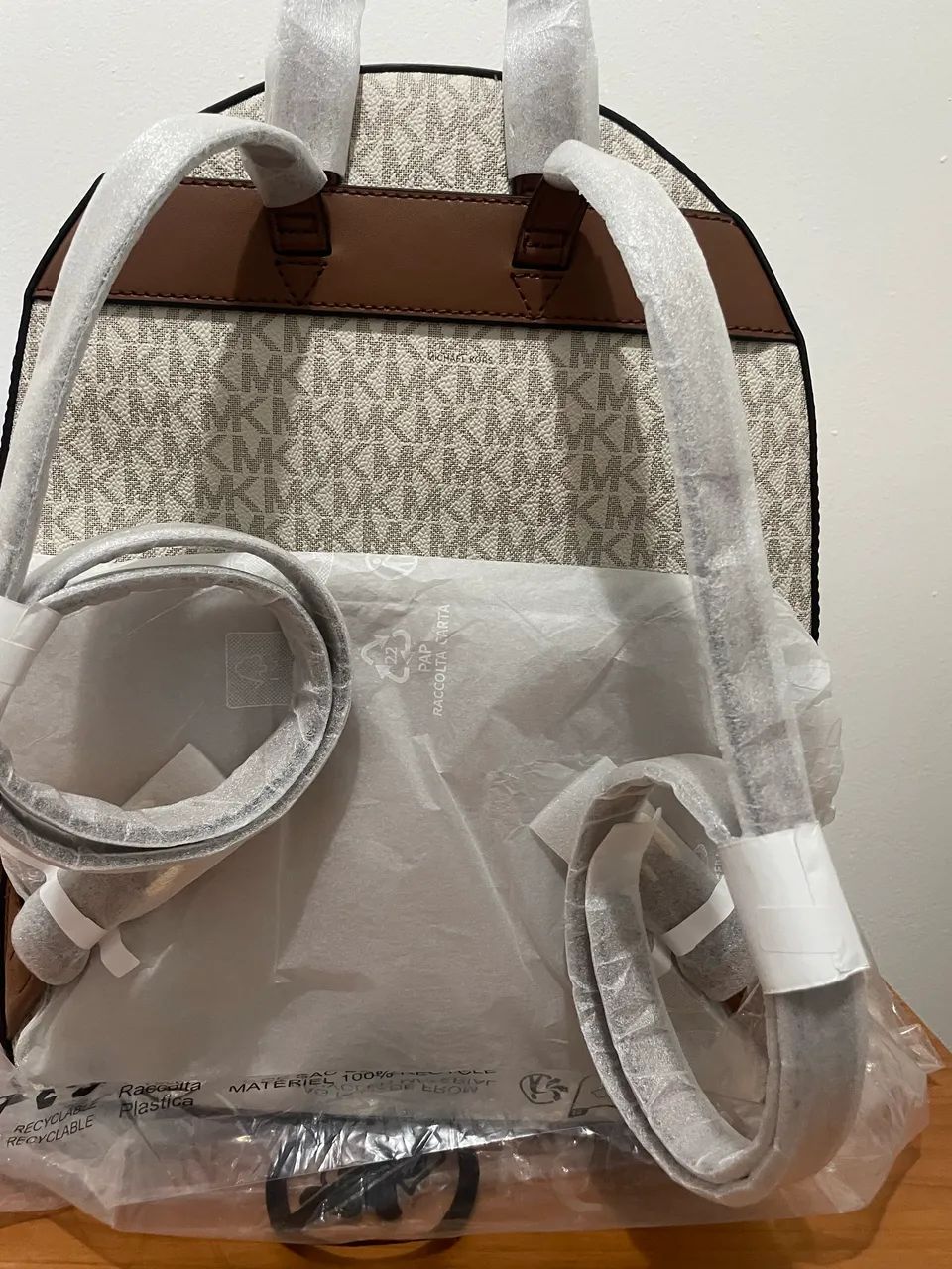 Mochila Michael Kors Jaycee - Foto 2
