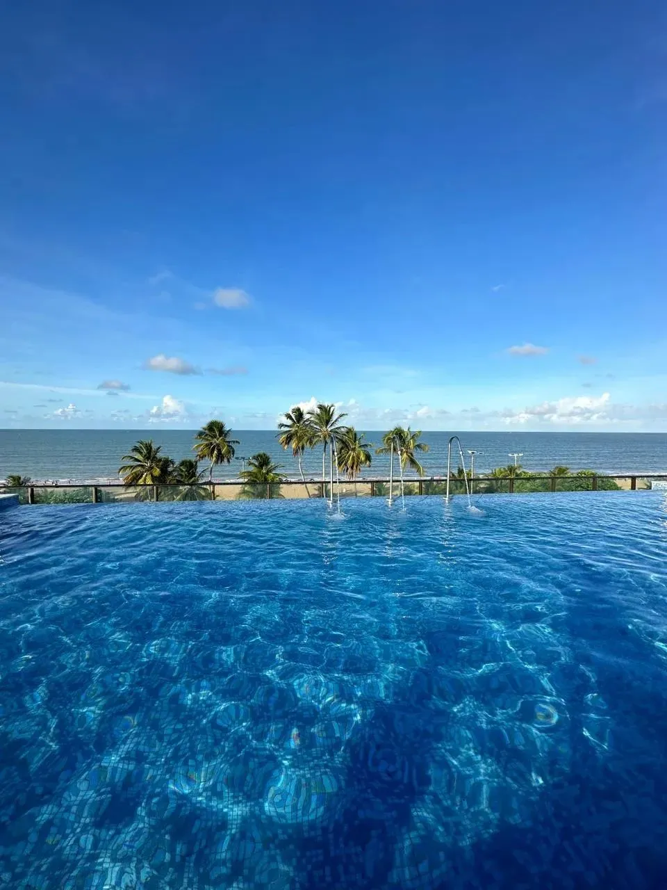 lindo apartamento para locação , beira Mar do cabo Branco