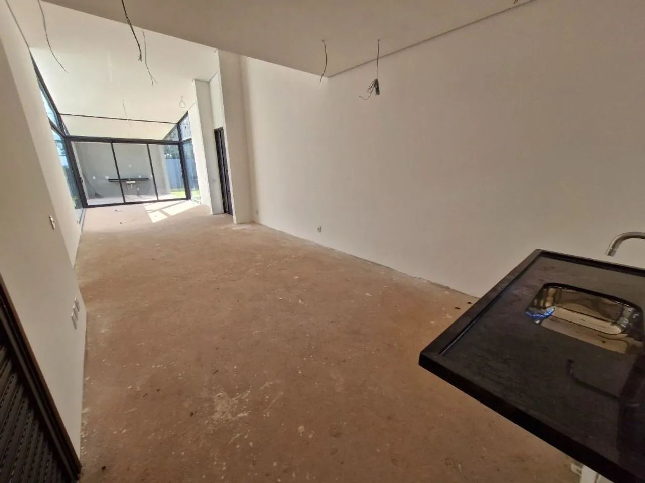 CASA TÉRREA, 3 QUARTOS/SUÍTES, GRANJA VIANA, PRÓXIMO AO COMÉRCIO. - Foto 5