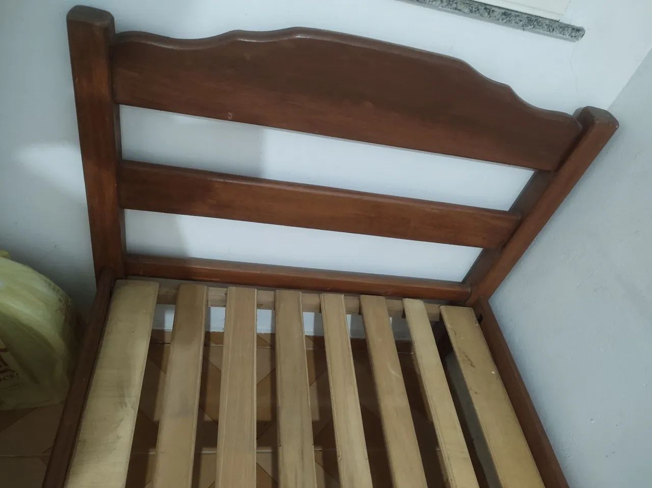 Cama de solteiro de madeira  - Foto 2