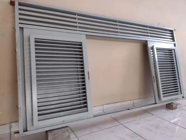 Esquadria (Janela)64297083534595121