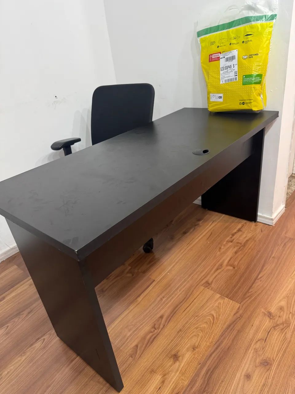 Mesa de escritório 64386064963459120