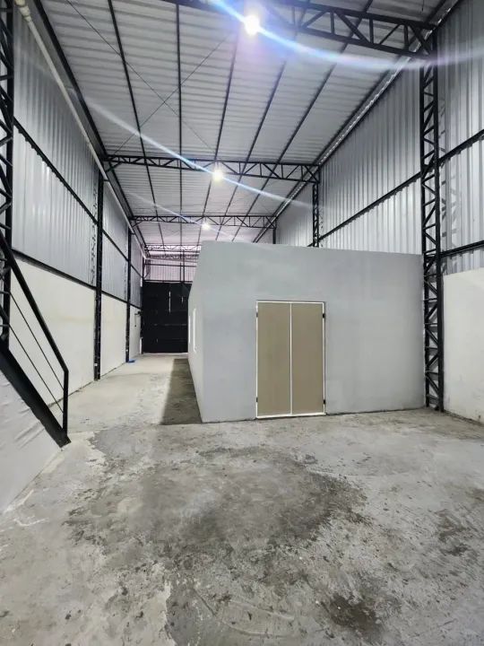 Aluga-se 300 m²  próximo a bola da suframa! - Foto 2
