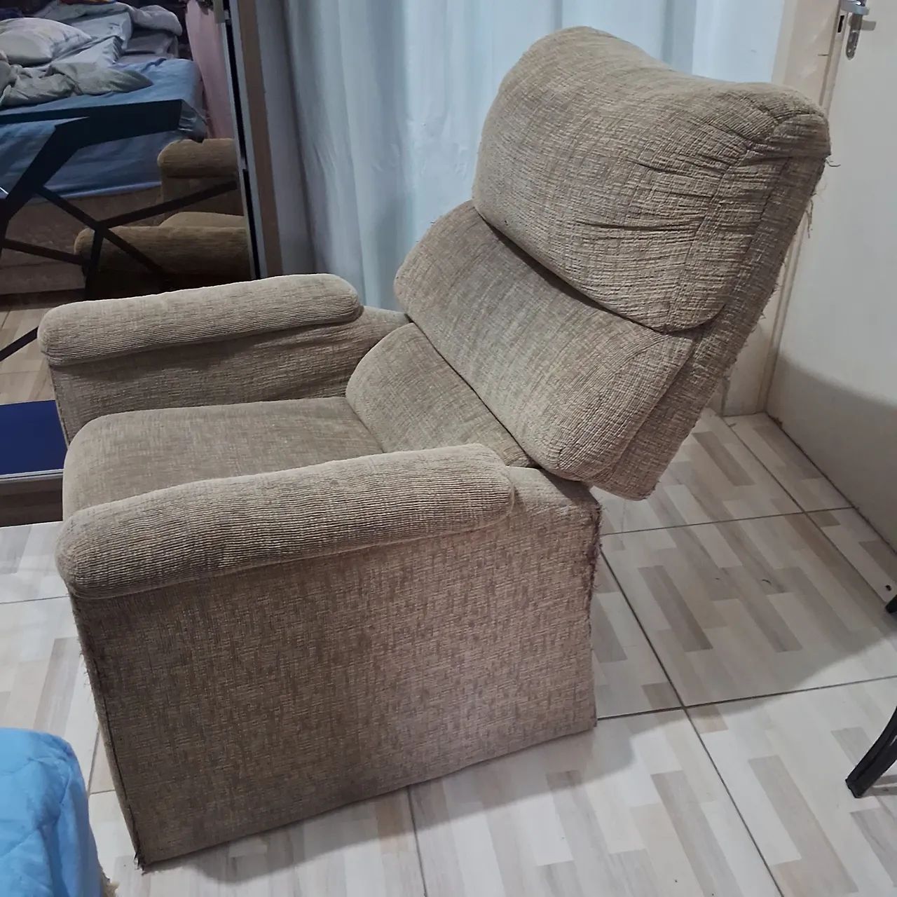 Poltrona reclinável confortável - Foto 4