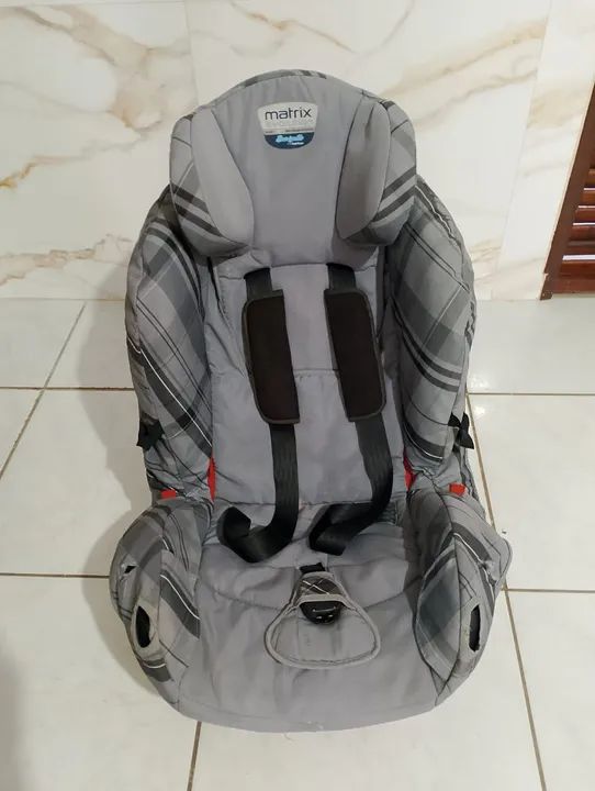 Cadeirinha de Bebê Matrix Evolution Burigotto- Segurança e Conforto