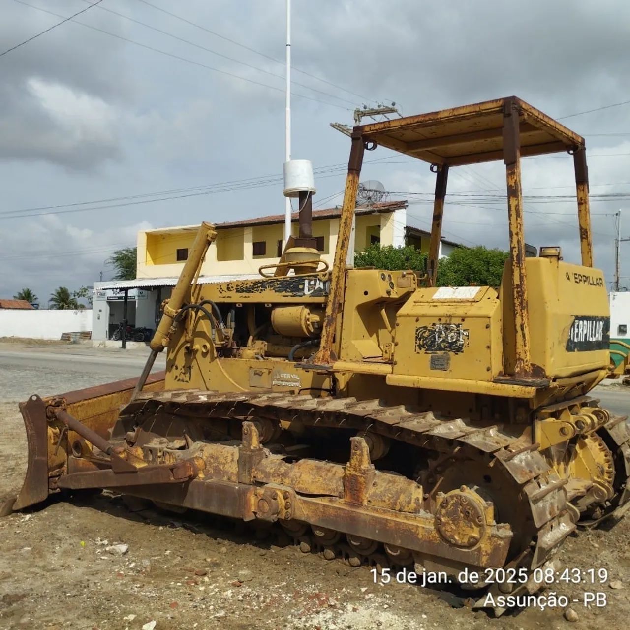 Trator de Esteira Caterpillar - Ótimo estado - Foto 2