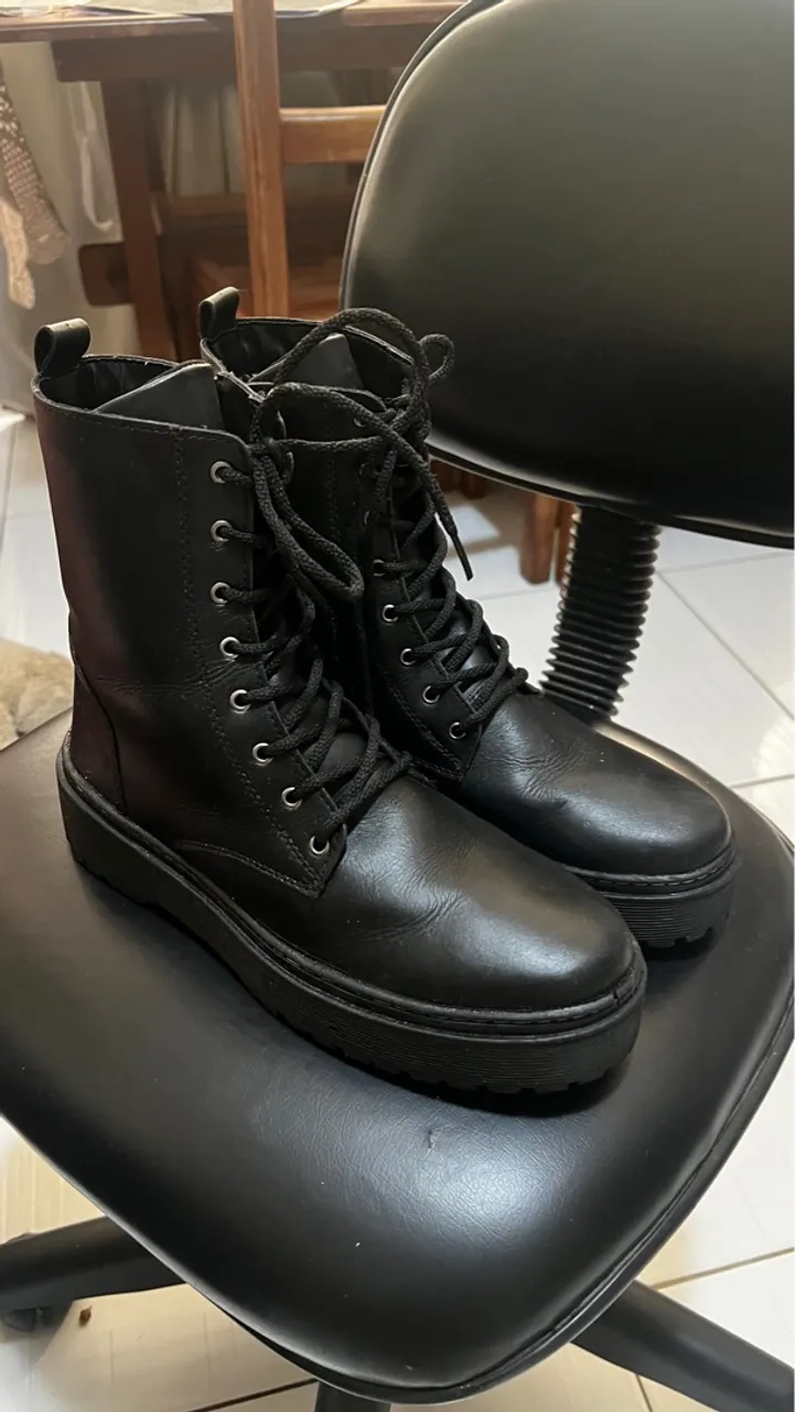 Bota Coturno couro legítimo