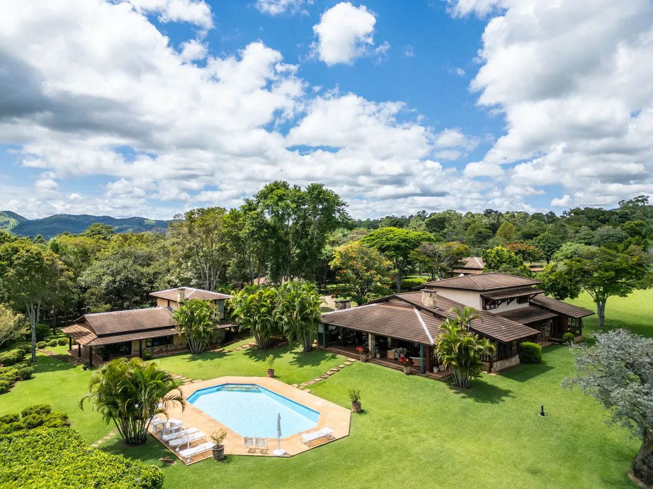 Sítio à venda na Estrada de Servidão 4 Fratelli em Piracaia - SP
