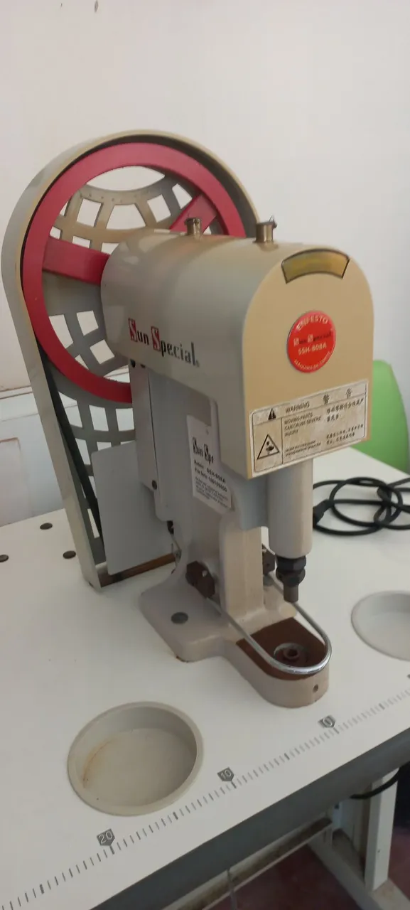 Máquina de Botões Sun Special