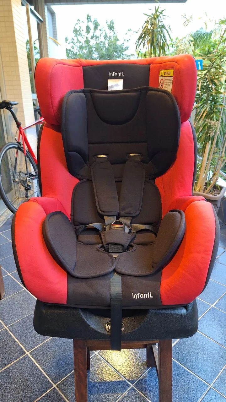 Cadeira para carro Infanti 9 a 36kg