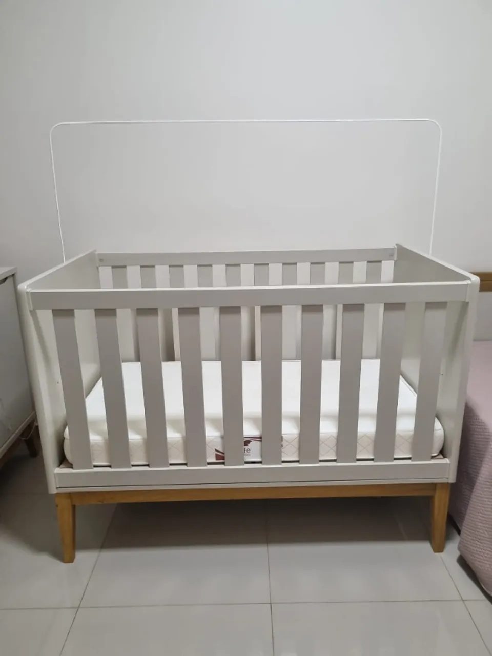 Berço evolutivo com colchão