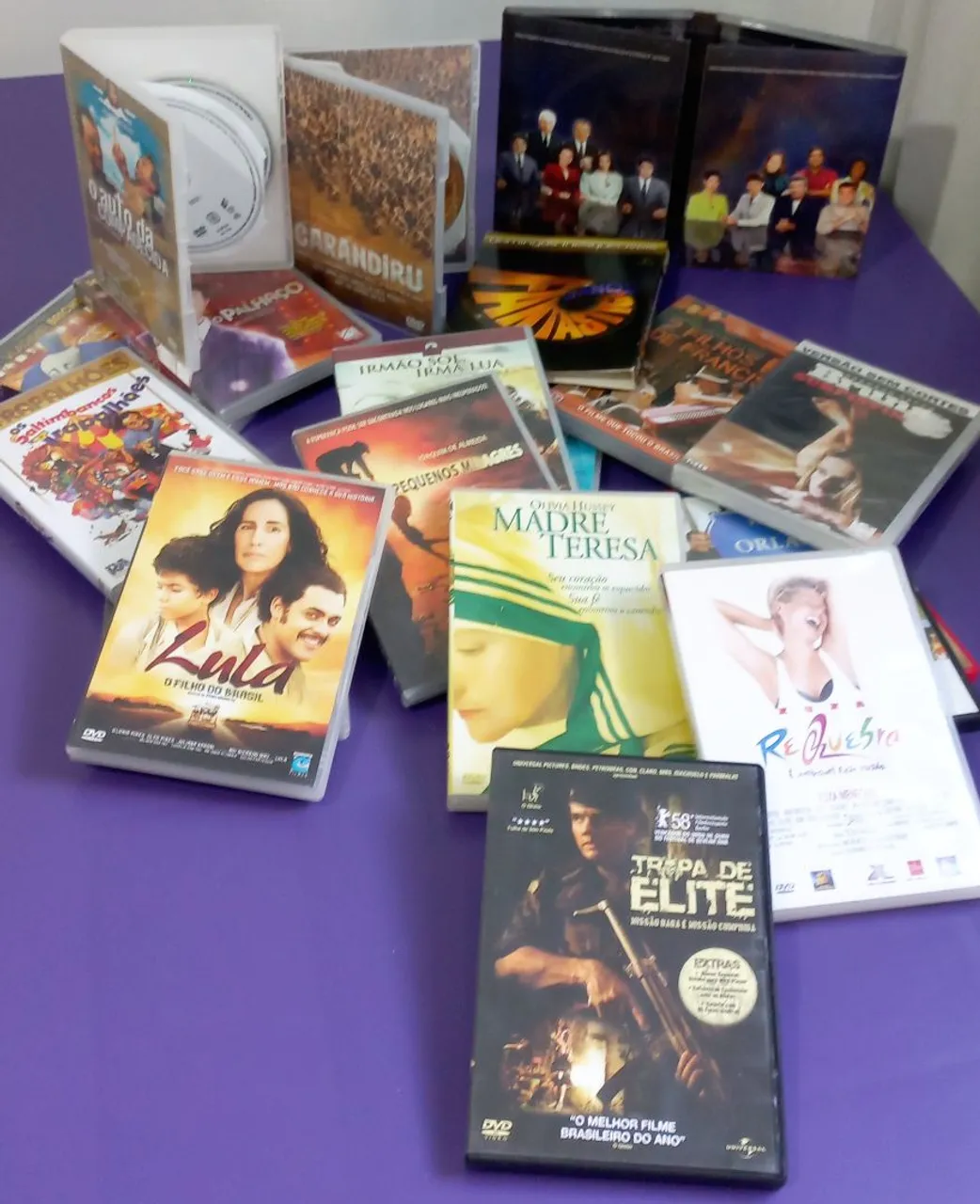 Lote 18 DVDs de filmes brasileiros