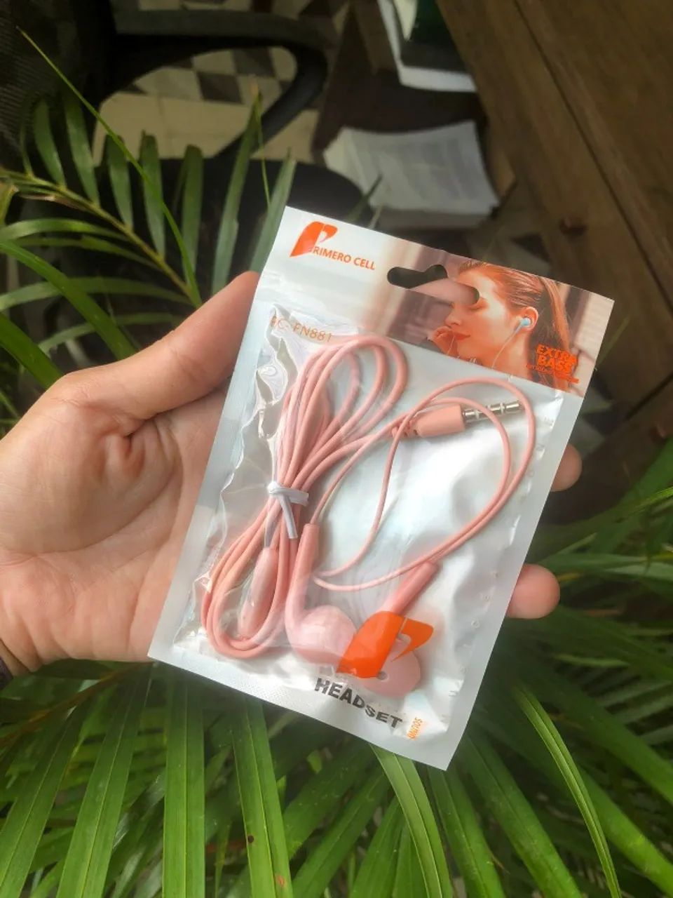 FONE COM FIO VÁRIAS CORES E ESTILOS