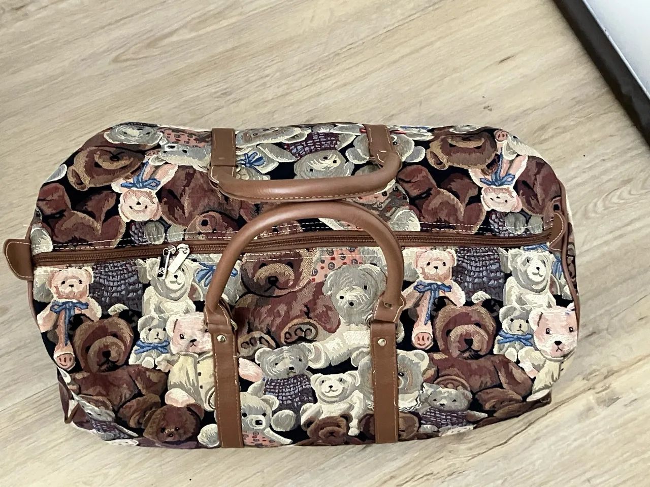 Bolsa de viagem com estampa de ursinhos - Foto 2