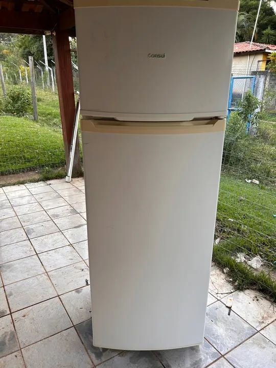 Geladeira cônsul  334 litros 