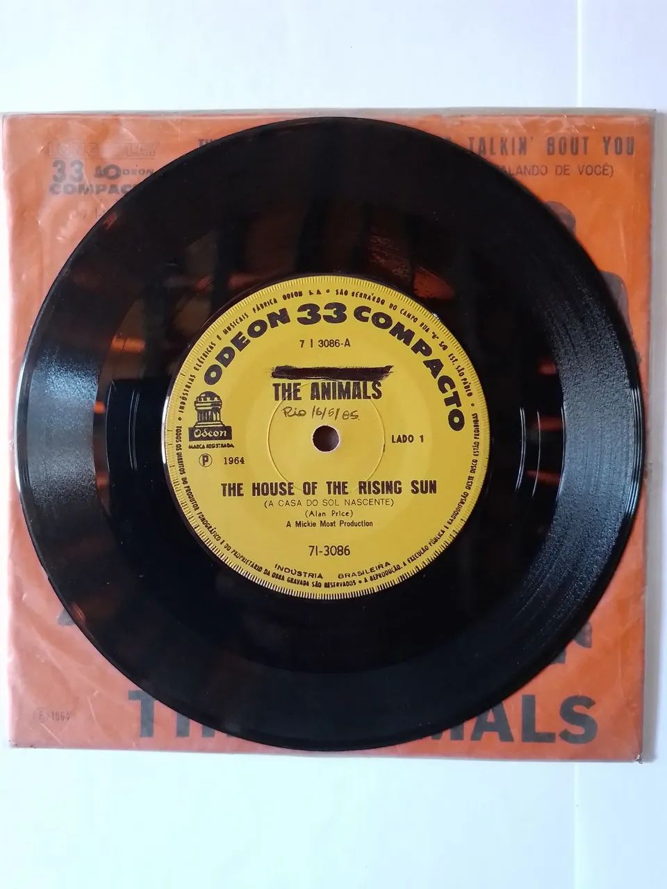 2 Vinis  Compactos The Animals + The Byrds kit  - Foto 2