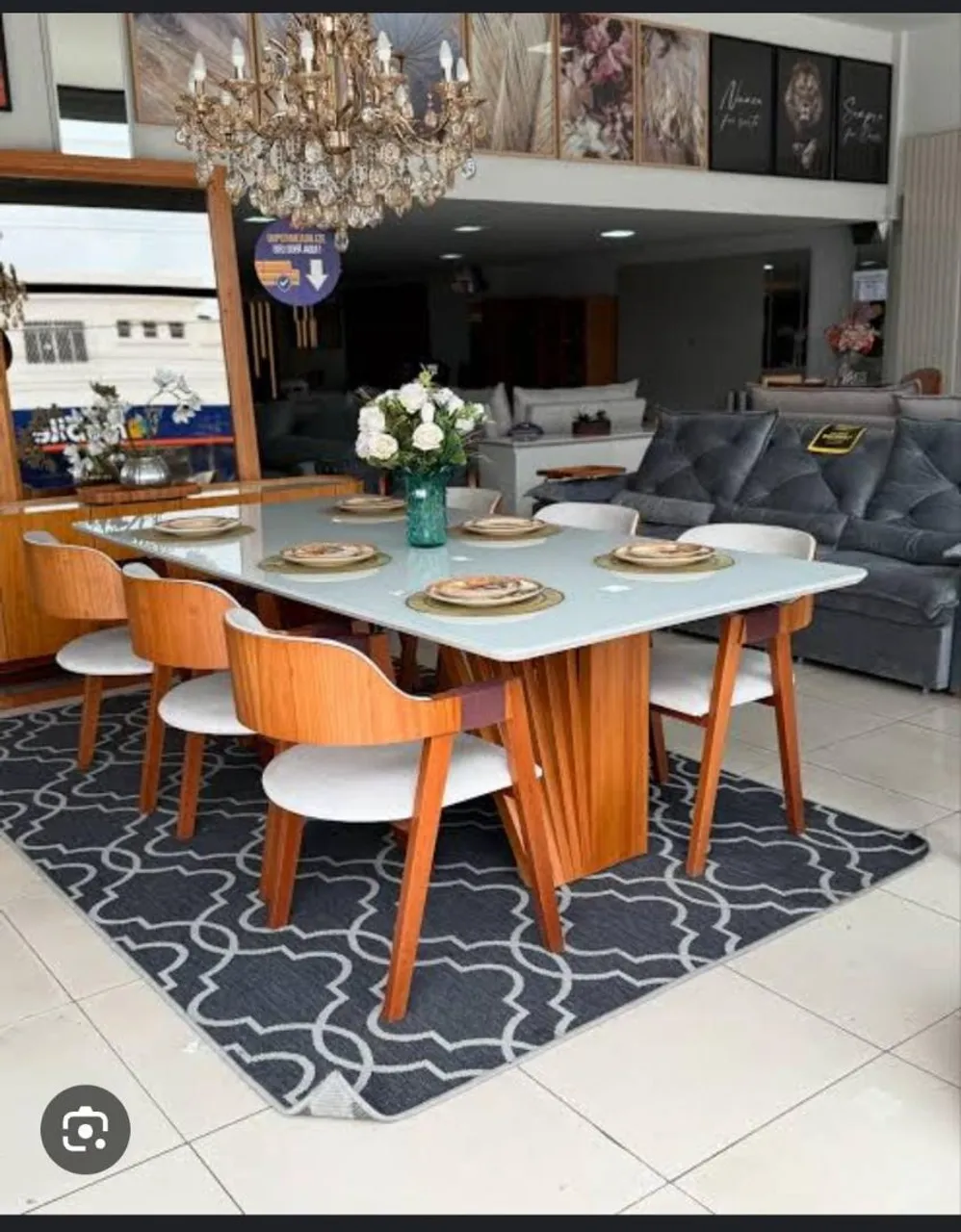 Mesa de Jantar Moderna em Madeira com 8 ou 6 cadeiras novas de fábrica 
