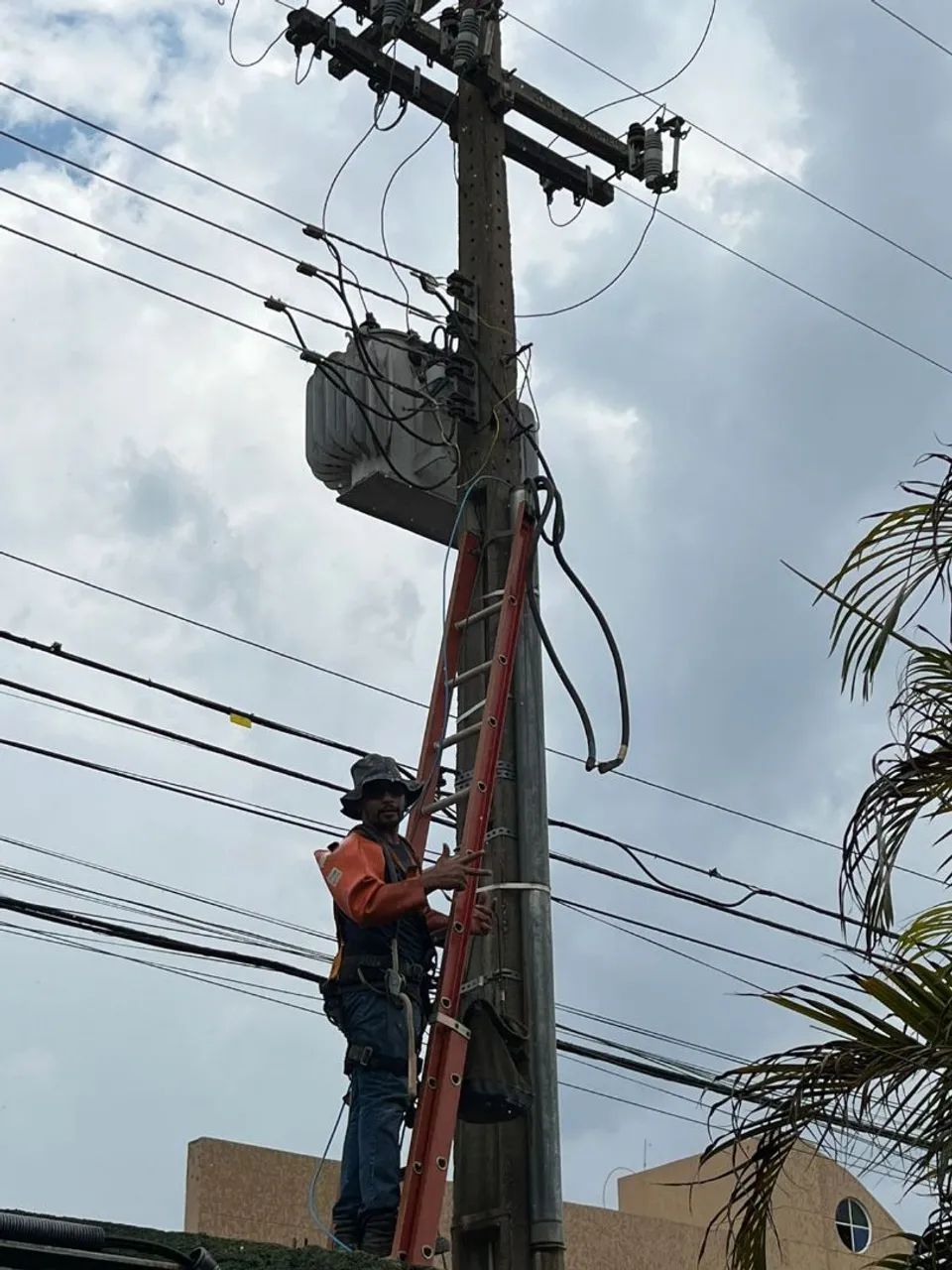 Eletricista 24hrs Lourenço 