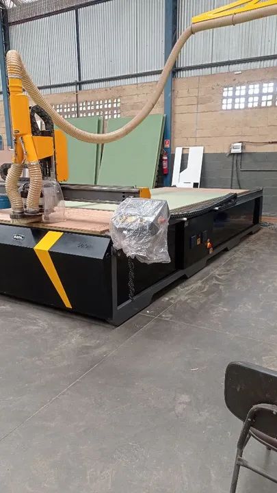 Máquina de Corte CNC Industrial - Foto 3
