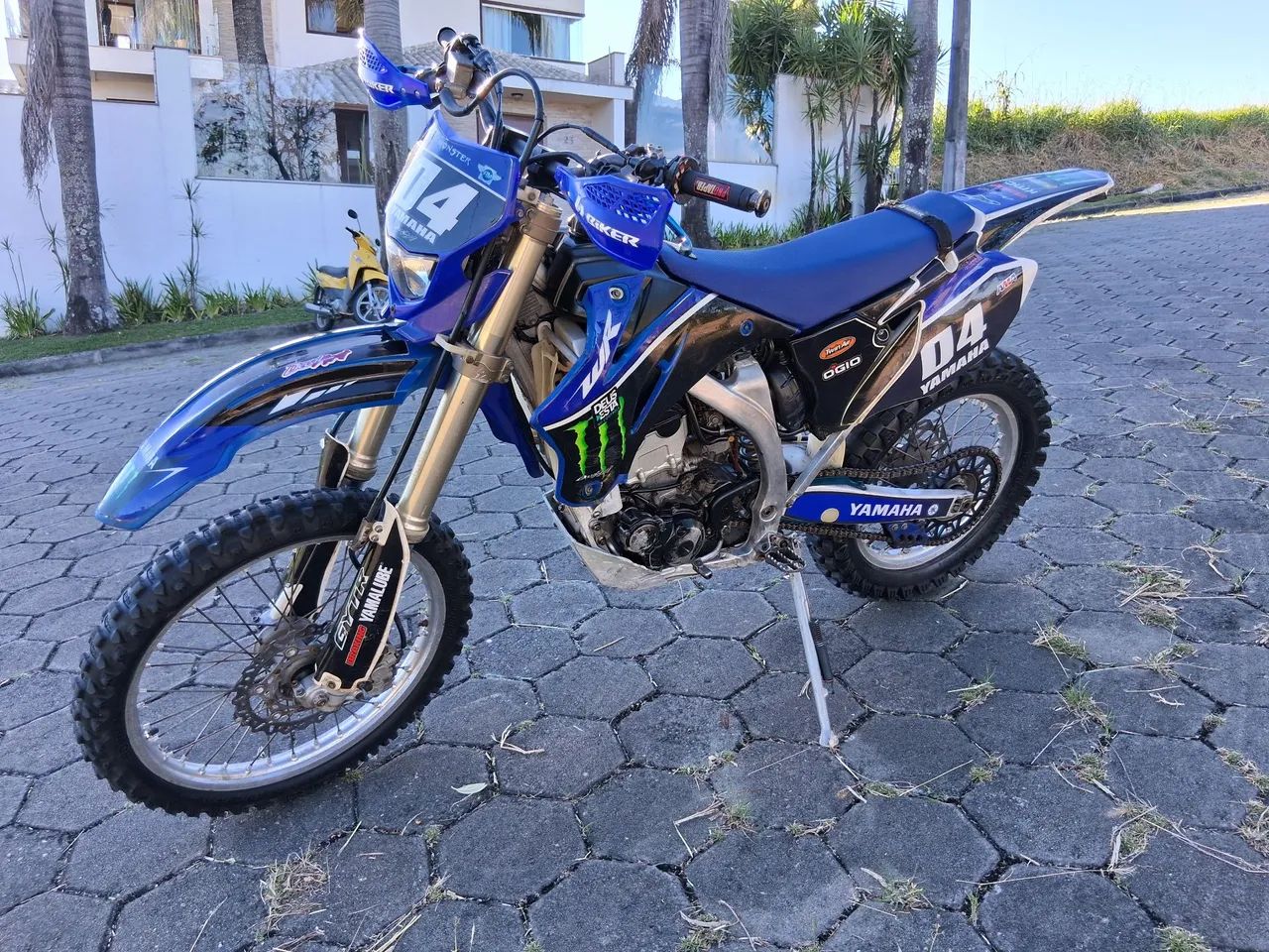 Wr top