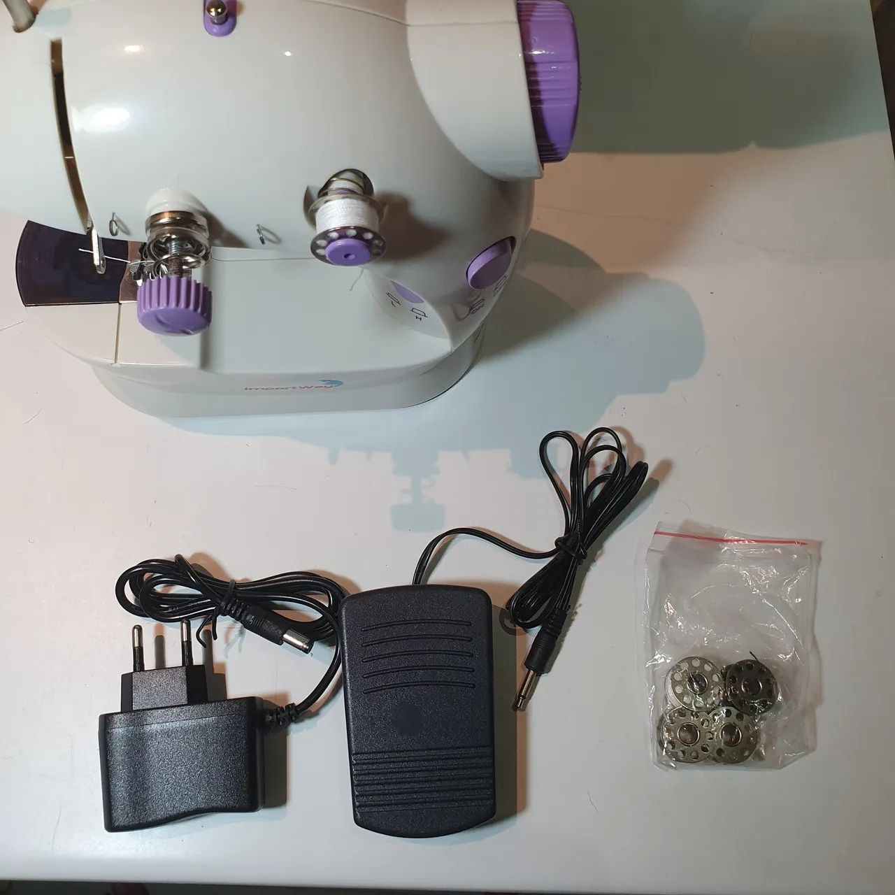 Mini Máquina de Costura Portátil  - Foto 2