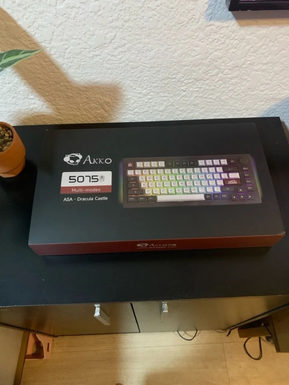 Teclado Mecânico Akko 5075B Plus Dracula Castle - Multimodo, Hot?swap, Ótimo Estado - Foto 2
