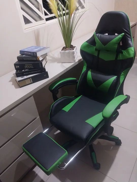 Cadeira Gamer com Apoio para os Pés, nova na caixa! - Foto 2
