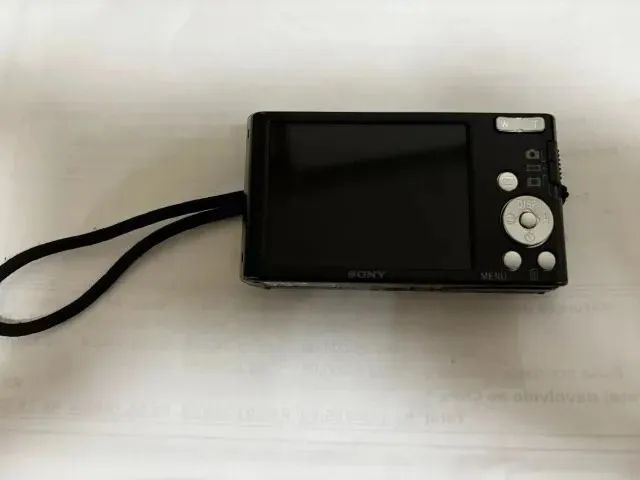 Sony Dsc-w830 Compacta Preto 20.1mp (Usado) - Foto 2