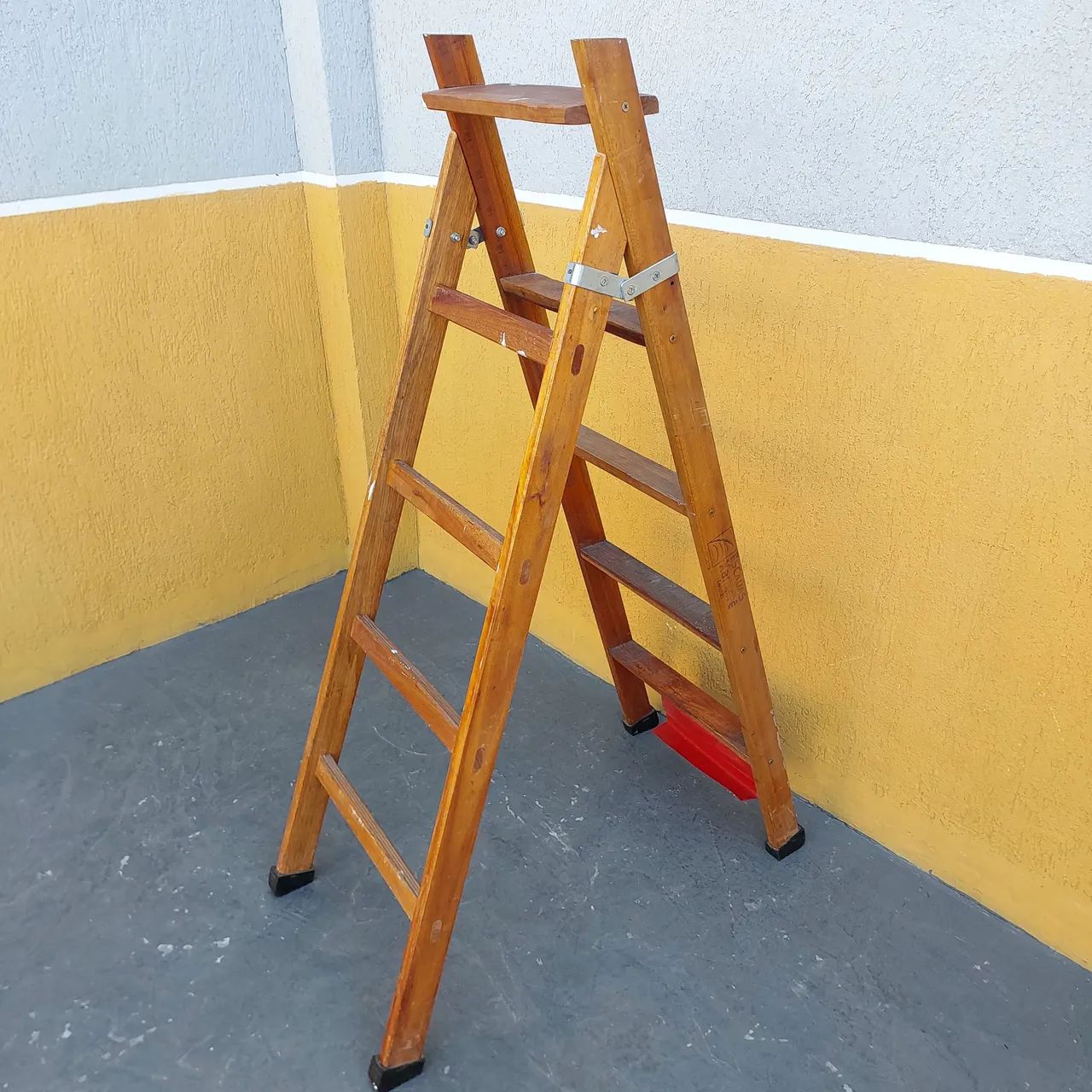 Escada em madeira  - Foto 2