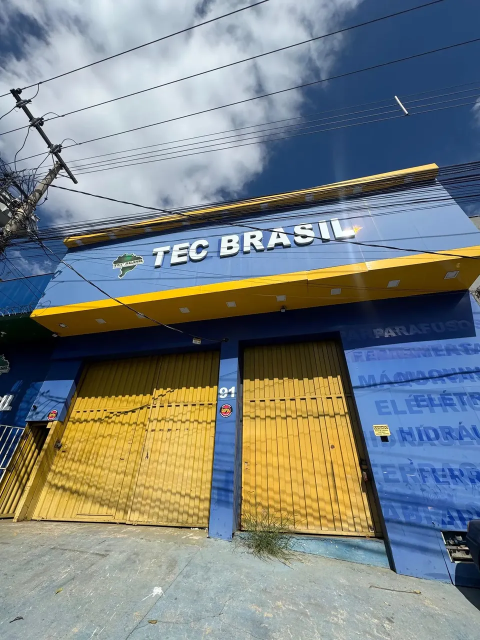 Alugo galpão 260m2 no bairro Lindéia BH